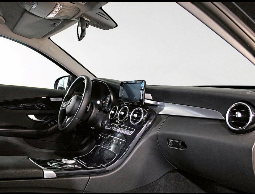 Mercedes C180 после каршеринга.